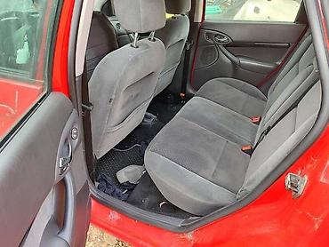 Vozila: ENTERIJER HECBEK ZA FORD FOCUS OD 2000. DO 2005. GOD. | SMEDEREVSKA — 3