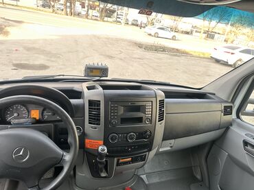 Легкий грузовой транспорт: Легкий грузовик, Mercedes-Benz, Стандарт, 3 т, Б/у at lalafo.kg — 10 Легкий грузовой транспорт: Легкий грузовик, Mercedes-Benz, Стандарт, 3 т, Б/у — 10