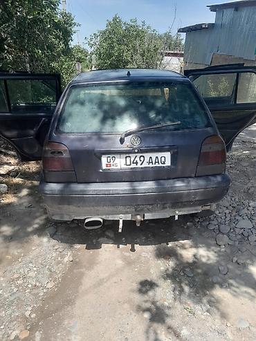 platform ok: Volkswagen Golf: 1994 г., 1.6 л, Механика, Бензин, Хэтчбэк — 1