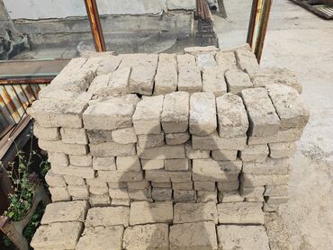 формы для выпечки хлеба: Сырой кирпич.
520 шт.
По 4 сома