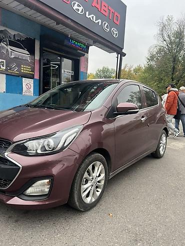 Chevrolet Spark: 2019 г., 1 л, Автомат, Бензин, Хэтчбэк