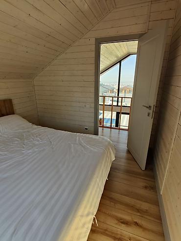 Посуточная аренда домов: Сдаётся Бар-Хаус посуточно / на ноч Сутки будние по-чт10000 выходные — 10