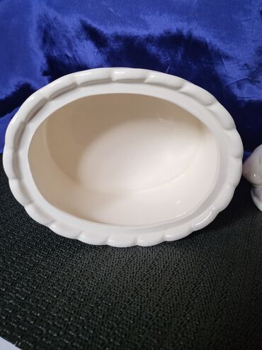 Kuhinjski setovi: Bombonijera nova,vintaz,zec. Sve na njoj odsjaj od svetla,nez — 10