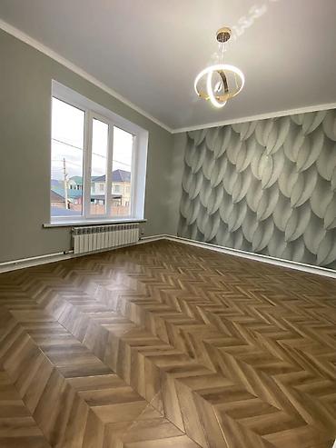 Продажа коттеджей и домов: 🏙️ Продаётся: дом, 5+ комнат — 180 м² 📍 Локация: Бишкек, Ак-Орго ж/м — 20