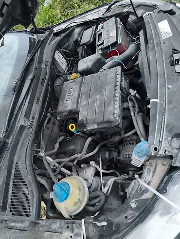 гранат соната: Skoda Rapid: 2016 г., 1.6 л, Автомат, Бензин, Лифтбек — 4