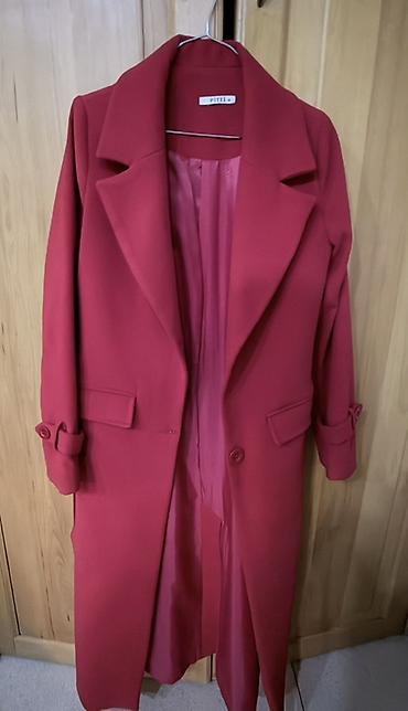 kiwi geyimi: Qadın palto – Pitti
S razmer — 1