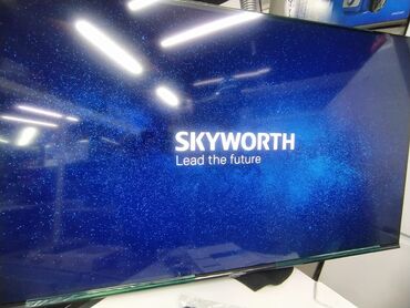 dvd диски с фильмами: Телевизор LED Skyworth 55SUE9350 с экраном 55” обладает качественным