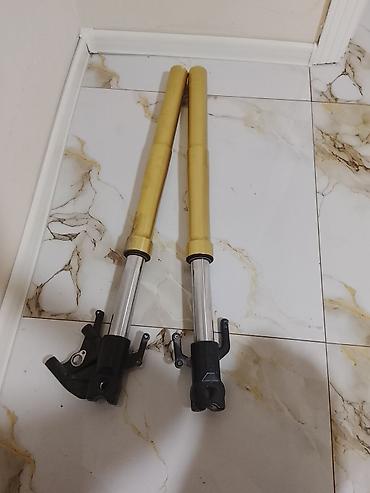 Salam cfmoto sr250 amortizator biri salamat biri prese verilmeldi