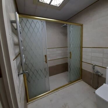 Duş kabinaları, arakəsmələr: Yeni Üstü açıq kabina, Künc üçün — 26