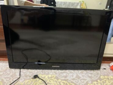 82 ekran tv samsung: İşlənmiş Televizor Samsung 32" Ünvandan götürmə