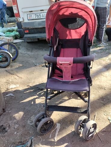 Детский мир: Продаю коляску в хорошем состоянии