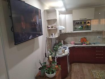 Продажа коттеджей и домов: Продам дом в верхней части города Кара Балта. S 90m². Участок хоз — 12