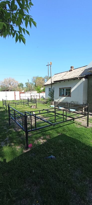 продаю старые мебели: Тапчан 3×2.5
