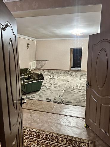 Sale of cottages and houses: Дом с просторным крытым двором, хозяйственными постройками и — 8