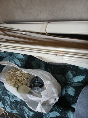 Rulon ştorlar: Jaluz pərdə 6 ədəd iksi böyuk 4 du kicik və əlavə aksezurları hamsı — 1