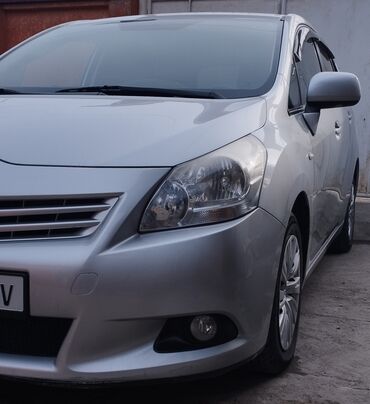 тайота алфрад: Toyota Verso: 2010 г., 1.8 л, Автомат, Бензин, Вэн/Минивэн