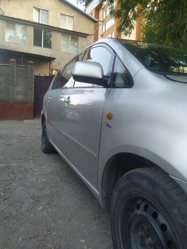 тайота матор: Toyota Avensis Verso: 2001 г., 2 л, Механика, Дизель, Минивэн