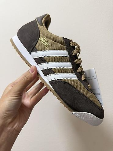 Мужские кроссовки, 36.5, 37.5, Adidas Originals, Новый, цвет - Коричневый, Самовывоз, Платная доставка at lalafo.kg Мужские кроссовки, 36.5, 37.5, Adidas Originals, Новый, цвет - Коричневый, Самовывоз, Платная доставка