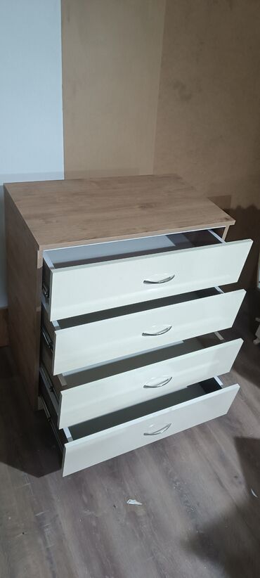 Komodlar: Yeni, Güzgüsüz, Azərbaycan — 10