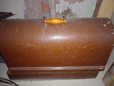 Elektrik tikiş maşını – retro model, qutu və pedalla - Korpus
