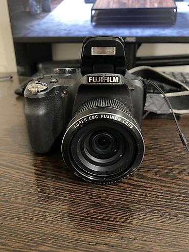 thinkware z500: FUJIFILM FinePix (серия S) — компактная ультразум‑камера с — 1