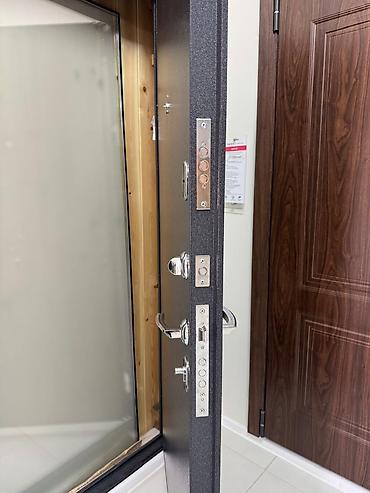 Двери для домов и квартир: Двери для домов и квартир, Металлическая, Одностворчатая, цвет - Черный — 6