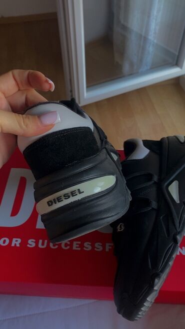 Women's Sneakers and athletic shoes: Diesel, 40, bоја - Crna — 2