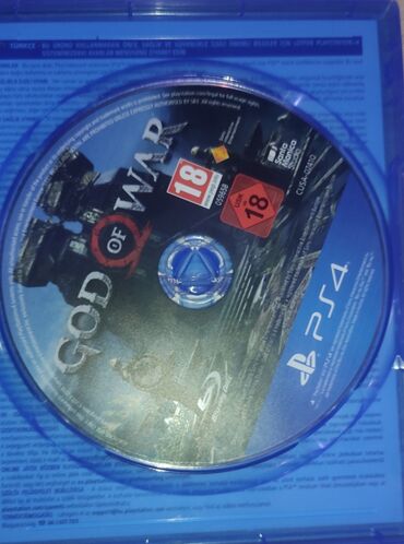 islenmis diskilerin satisi: PS 4,5 diski üçün God Of War diski 3,4 defe girilib tecılı satılır