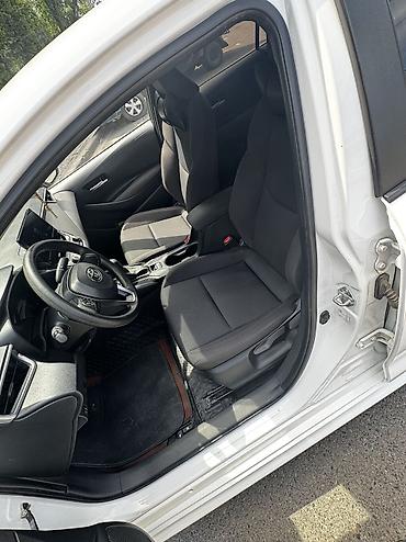 2023: Toyota Corolla: 2023 г., 1.5 л, Автомат, Бензин, Седан — 9