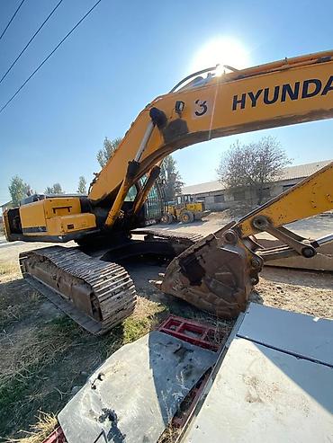 Экскаватор, Hyundai, Гусеничный