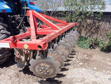 sepli traktor satisi: Satılır çox yenidi işlənməyib 1050 kq çəkisi var rusundu çox