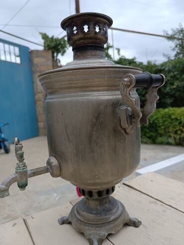 işlenmiş samavar: İşlənmiş Od Samovar, 5 l, Ünvandan götürmə