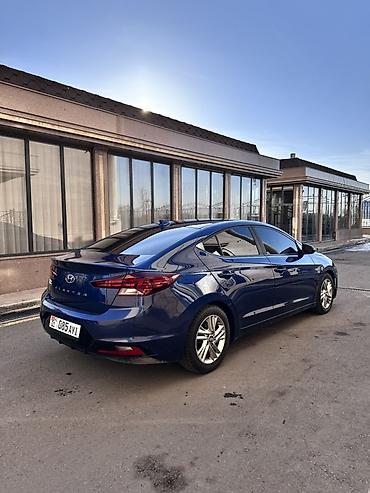 Hyundai: Hyundai Elantra: 2019 г., 2 л, Автомат, Бензин, Седан — 7