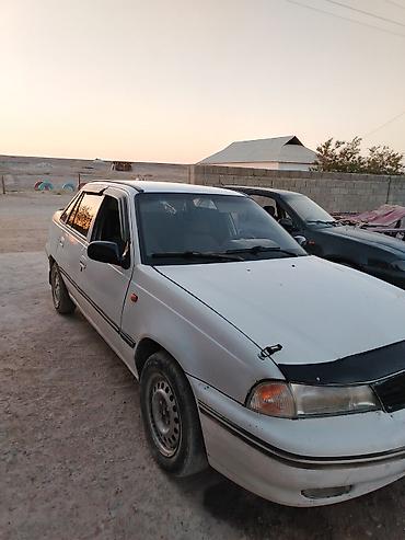 авто дом: Daewoo Nexia: 1998 г., 1.5 л, Механика, Бензин, Седан — 8