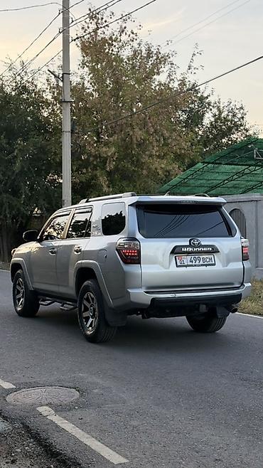 Toyota: Toyota 4Runner: 2018 г., 4 л, Автомат, Газ, Внедорожник — 3