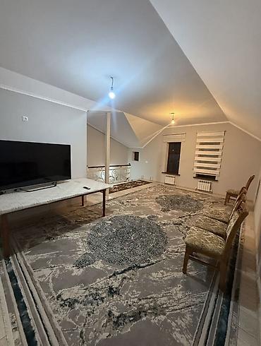 Продажа таунхаусов: Продается таунхаус в шикарной локации! 📍 Район: Арча-Бешик (Магистраль — 14