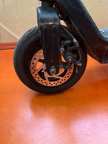 pilot 65: İşlənmiş Elektrik samokat 10", 751 - 1000 Vt, 36 - 45 km/s, Ödənişli çatdırılma, Pulsuz çatdırılma, Ünvandan götürmə — 4