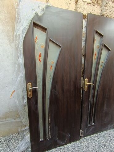 Giriş qapıları: İşlənmiş Giriş qapısı 80x200 sm Çərçivə ilə, Ünvandan götürmə — 7