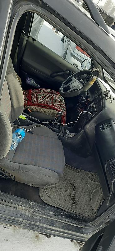 Volkswagen: Volkswagen Passat Variant: 1994 г., 2 л, Механика, Газ, Универсал — 8