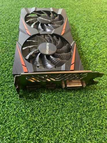 наклейка ноутбук: Видеокарта, Б/у, Galax, Radeon RX, 4 ГБ, Для ПК