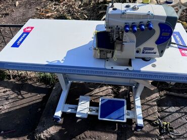 Швейные машины: Швейная машина Оверлок — 4