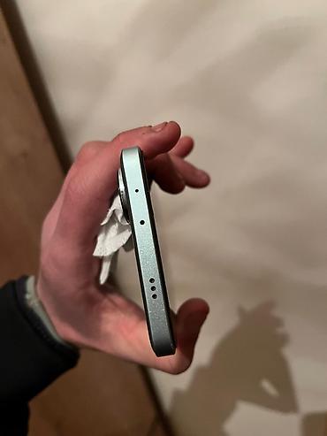 apple magic keyboard: Məhsul: Smartfon (USB‑C girişli, ikili alt hoparlör qəfəsi, yuxarı və — 2