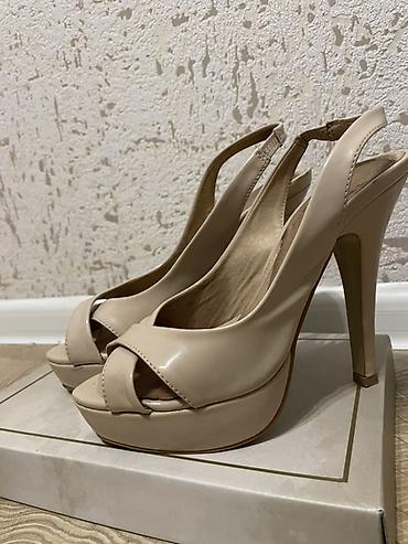 Basanoşka və səndəllər: Bej rəngli qadın platformalı açıq burunlu təkli səndəl (high heel) - — 4