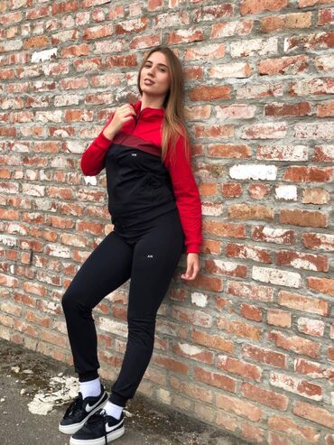 Gornji i donji deo: Nike, M (EU 38), Jednobojni, bоја - Crna — 10