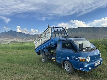 Мини-грузовик Hyundai Porter (кабина над двигателем) с самосвальной