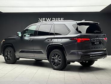 Toyota: Toyota Sequoia: 2023 г., 3.5 л, Автомат, Гибрид, Внедорожник — 2