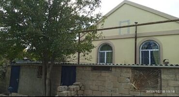 Həyət evləri və villaların satışı: 3 otaqlı, 180 kv. m, Orta təmir
