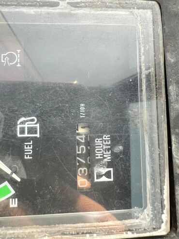 Экскаваторы: Экскаватор, 2003 г., Гусеничный — 7