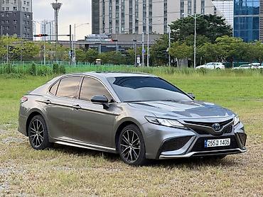 краун 2023: Toyota Camry: 2023 г., 2.5 л, Гибрид, Кроссовер — 3