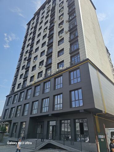 продажа кв: 5 жана андан көп, 120 кв. м, Элитка, 3 кабат, ПСО (өзү оңдоп түзөтүп бүтүү үчүн)